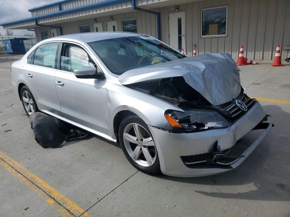 2013 Volkswagen Passat se