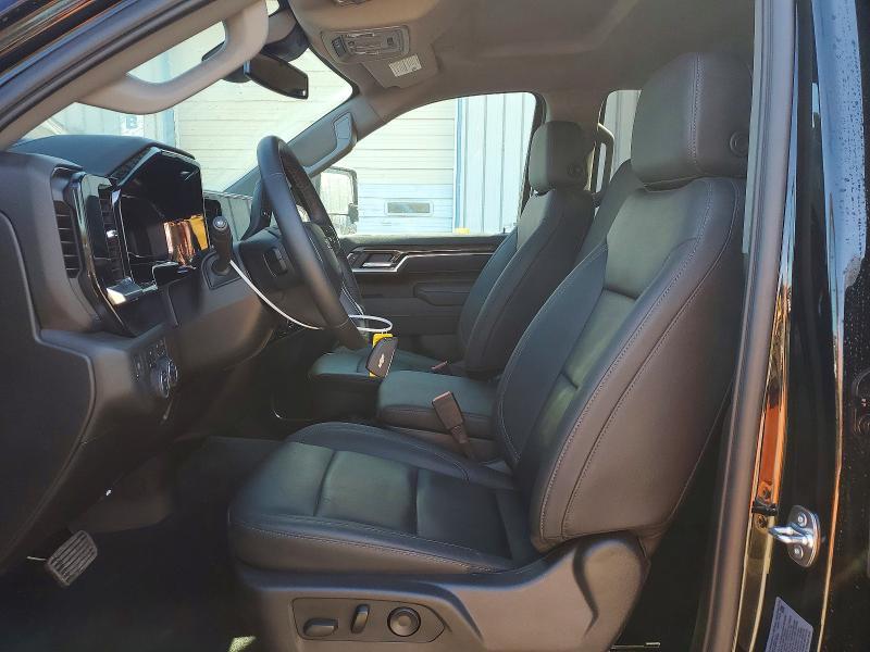 2025 Chevrolet Silverado K3500 lt