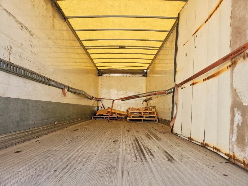 2010 Hino 258/268 BOX Truck