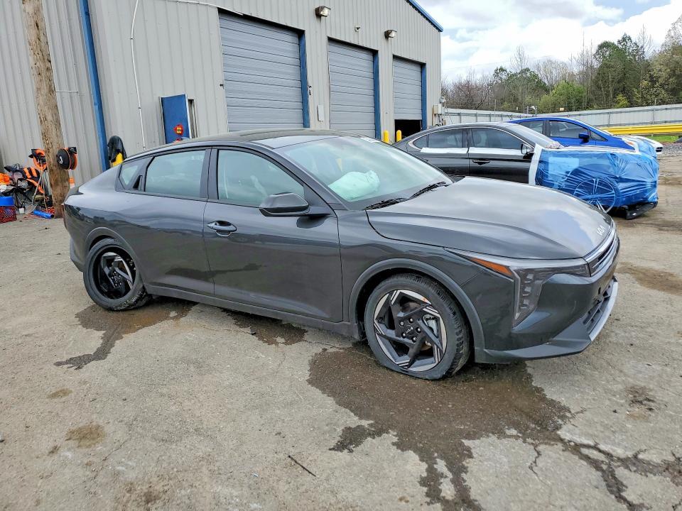 2025 KIA K4 ex