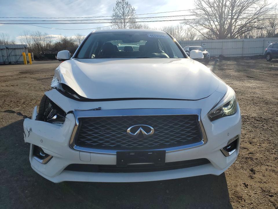 2021 Infiniti Q50 Luxe