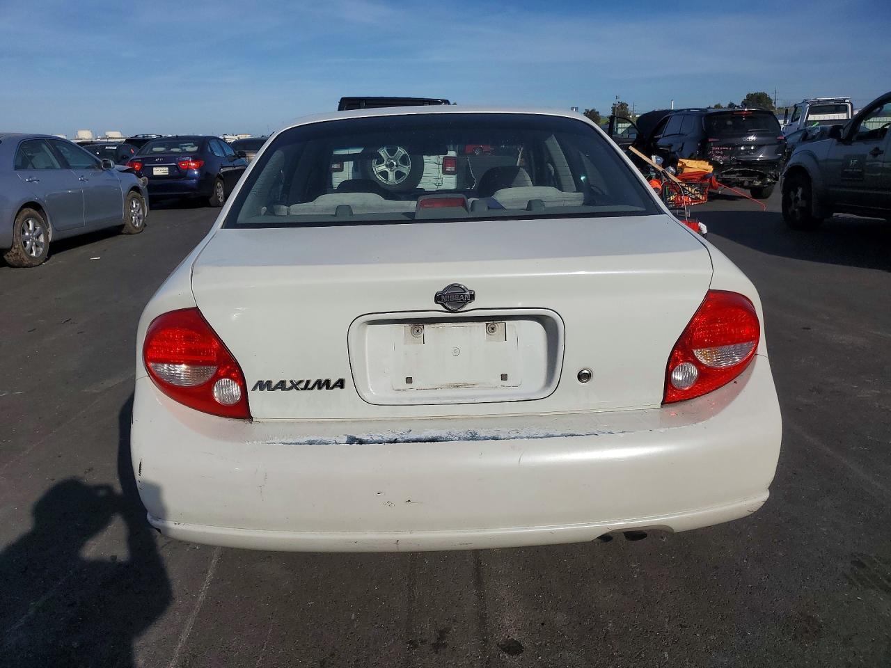 2000 Nissan Maxima gxe