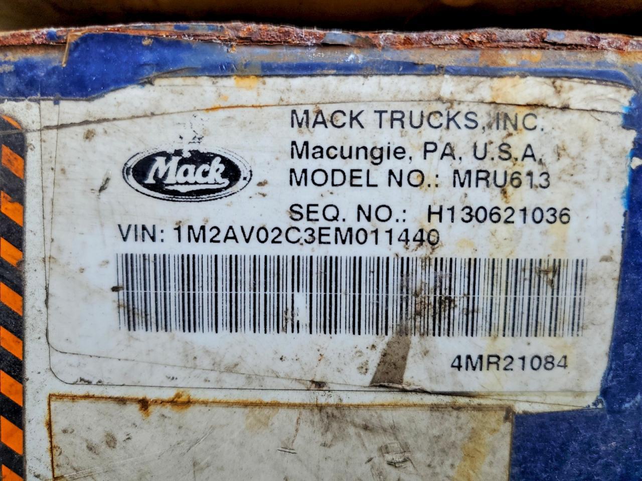 2014 Mack 600 MRU600