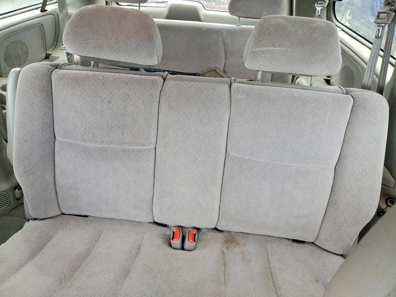 2003 Chrysler Town and Country