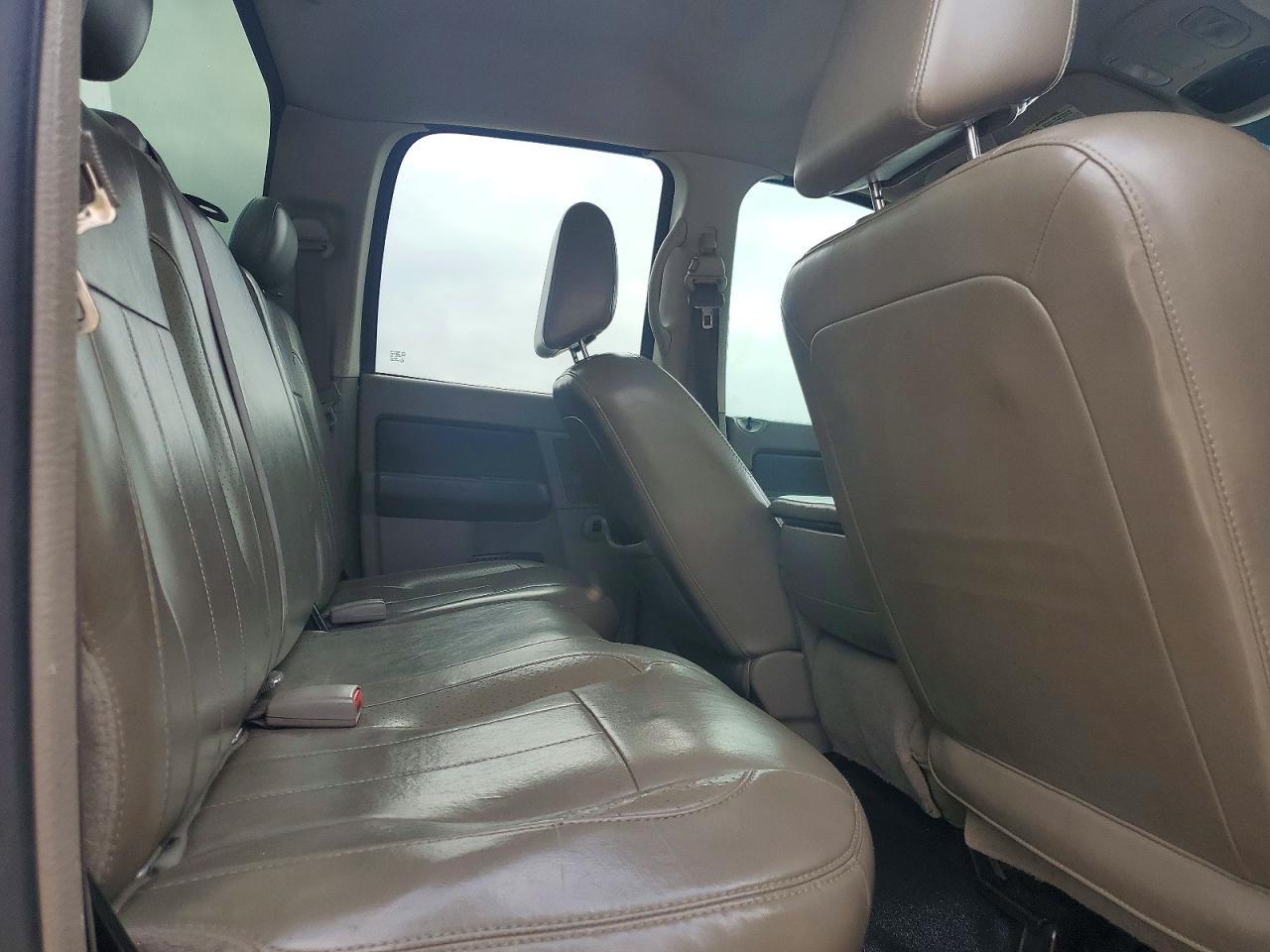 2004 Dodge RAM 2500 ST