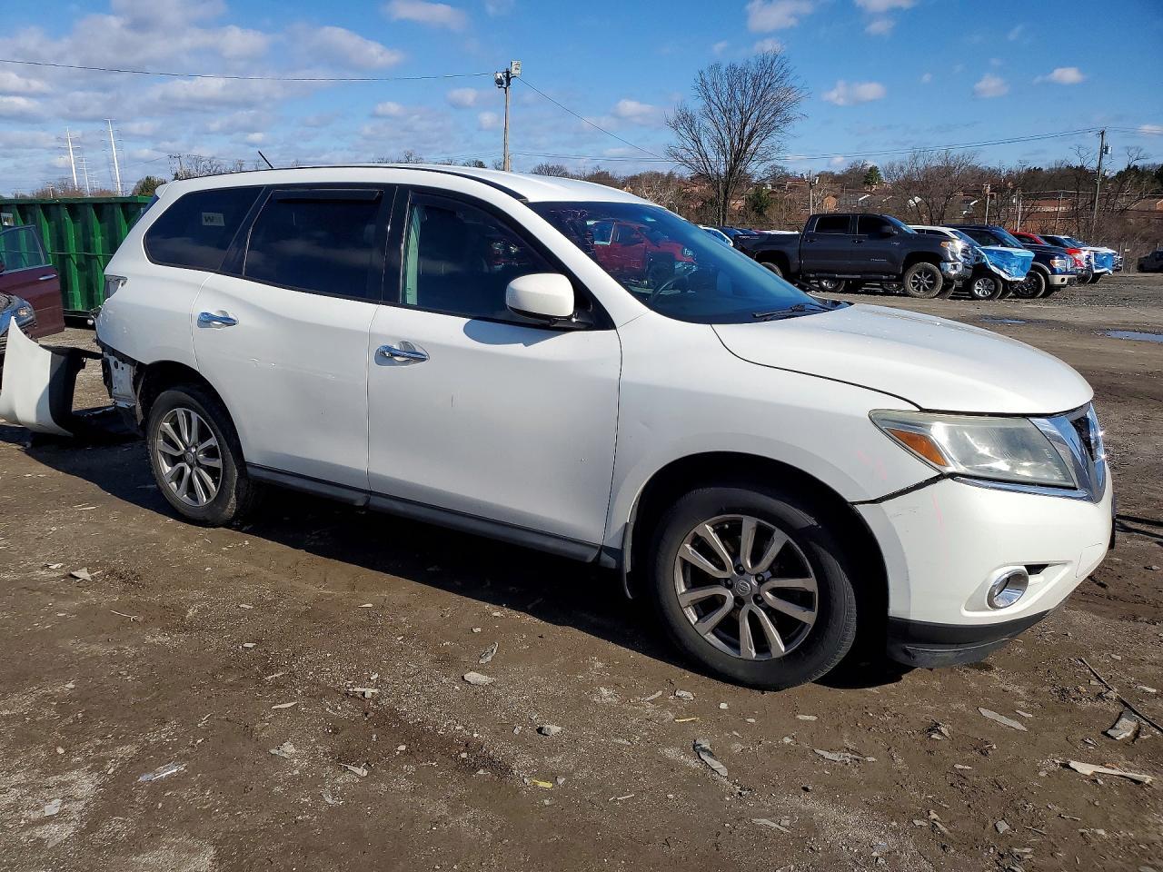 2013 Nissan Pathfinder s