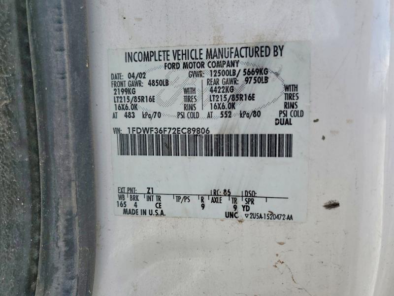 2002 Ford F350 Super Duty Flatbed Truck