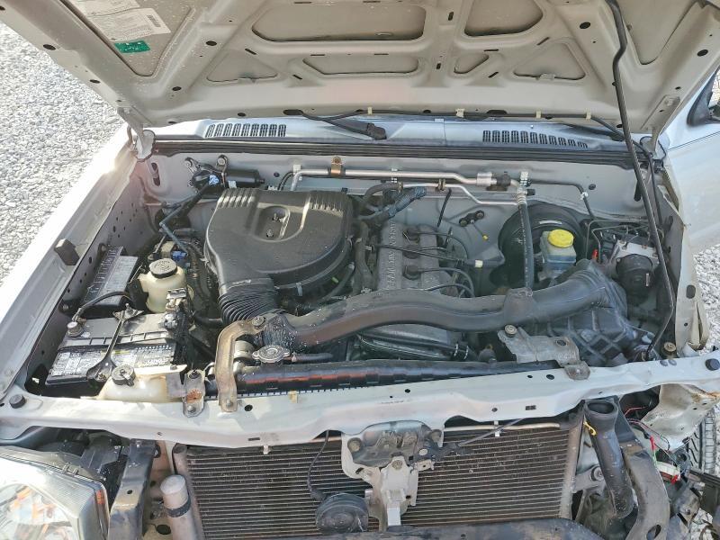2004 Nissan Frontier Standard