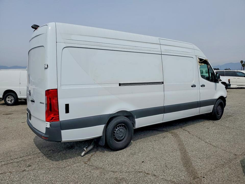 2024 Mercedes-Benz Sprinter 2500