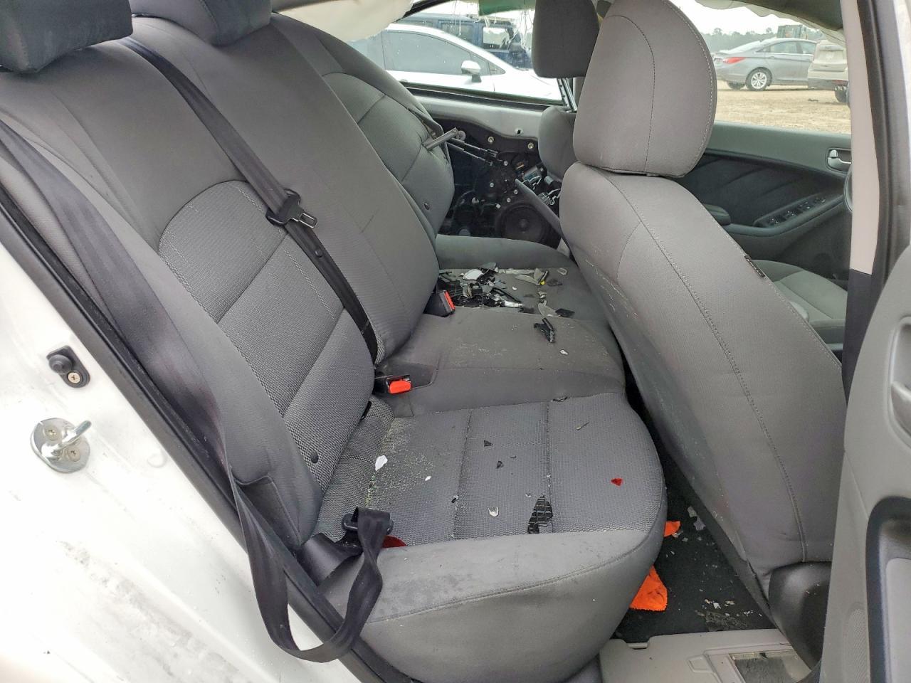 2017 KIA Forte lx