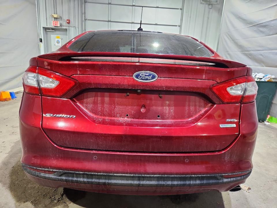 2016 Ford Fusion se