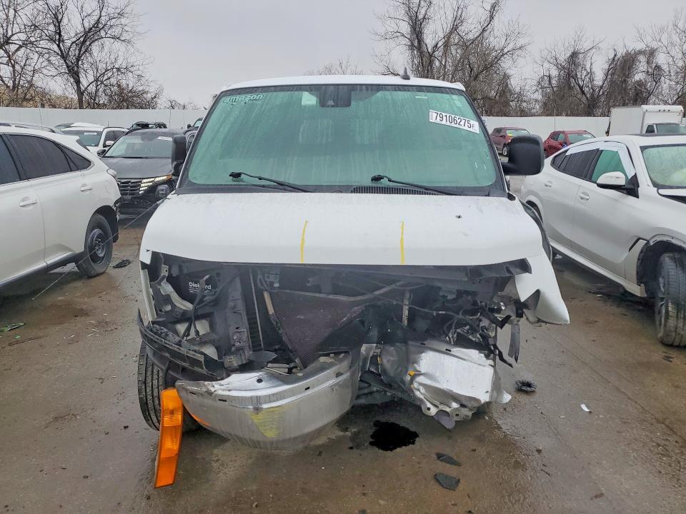 2019 Chevrolet 2019 Chev Express G3500 LT