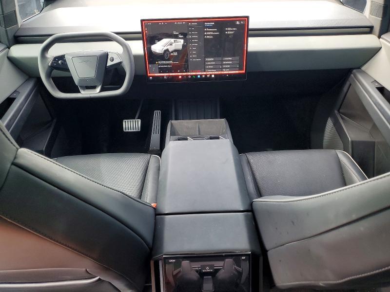2025 Tesla Cybertruck