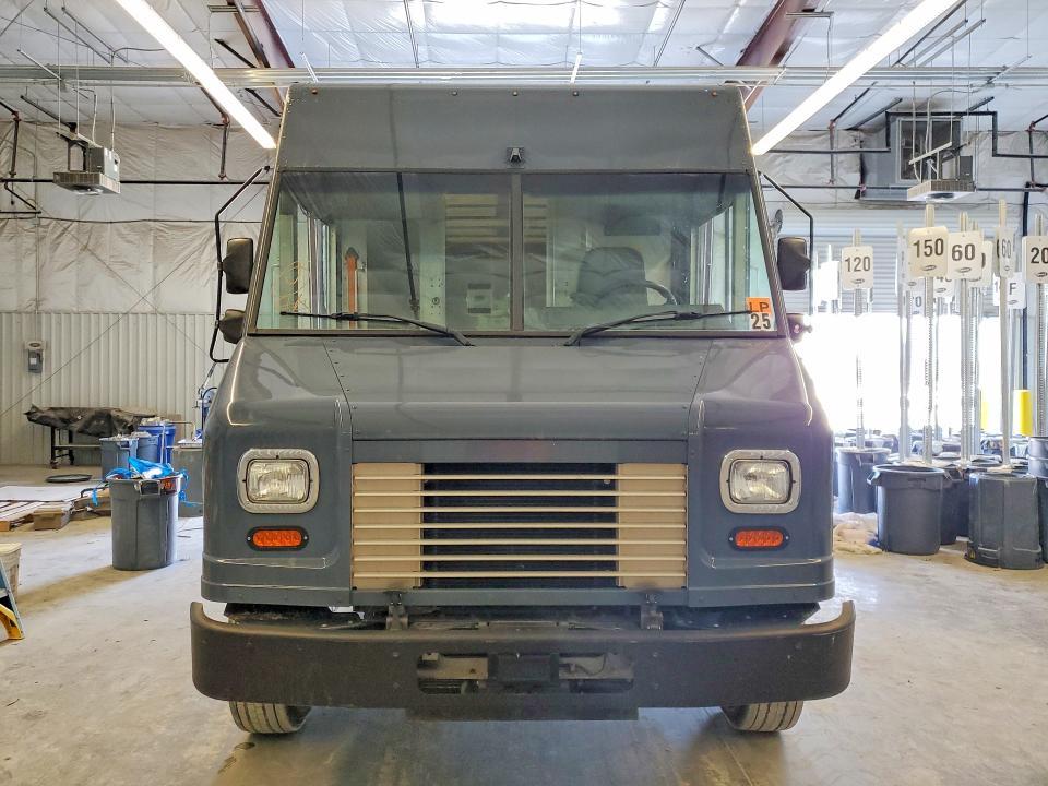 2021 Ford F59 Delivery Truck