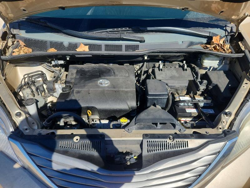 2011 Toyt Sienna