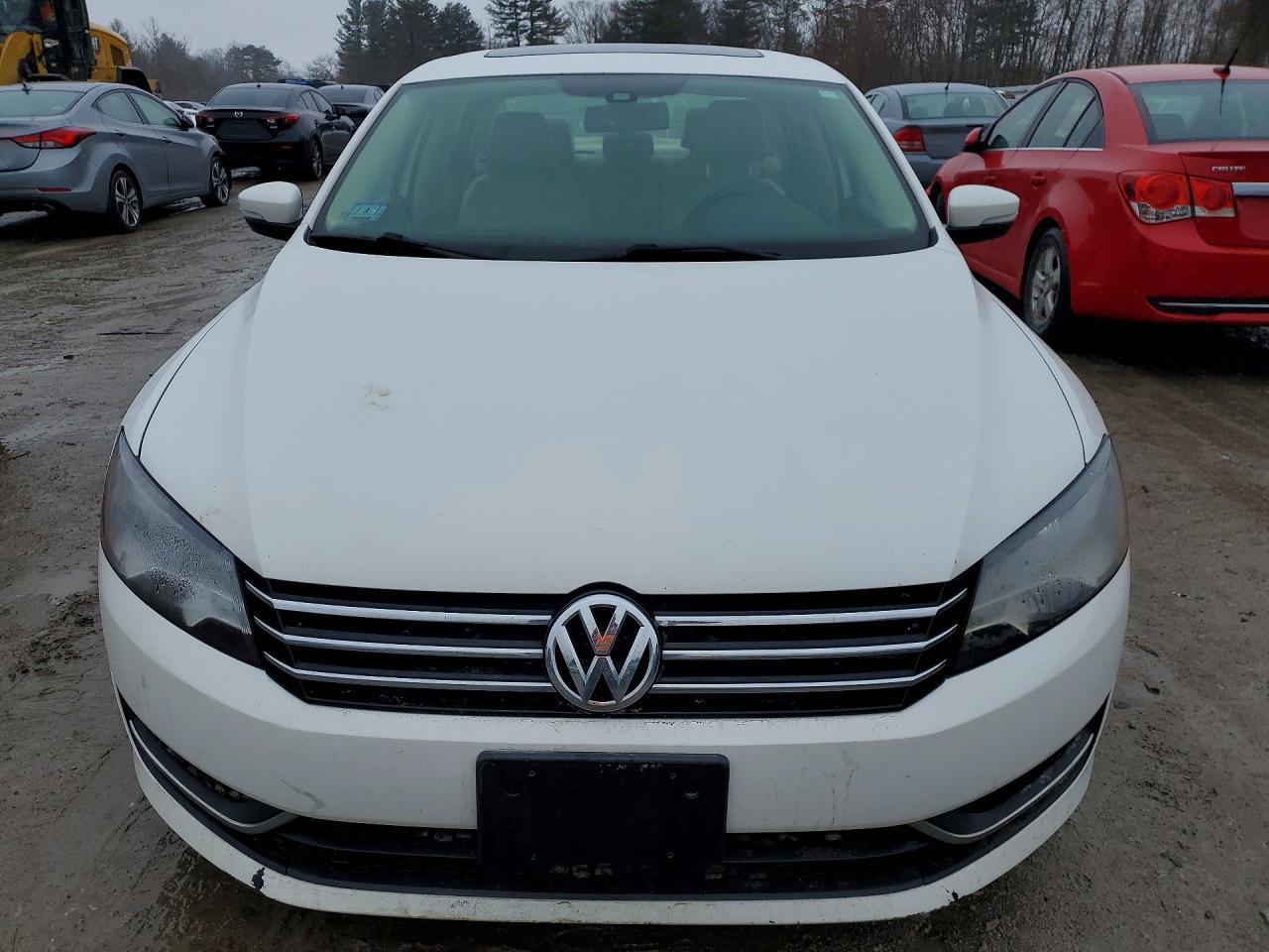 2013 Volkswagen Passat se