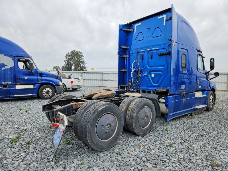 2019 Freigliner 2019 Freightliner Cascadia 126 Semi Truck