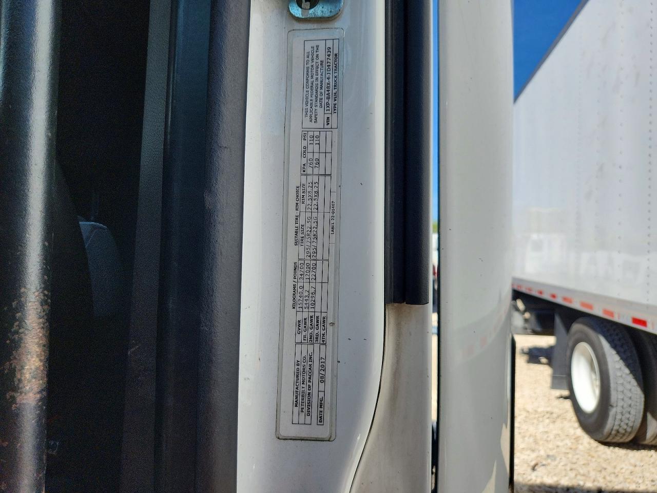 2018 Peterbilt 579 Semi Truck