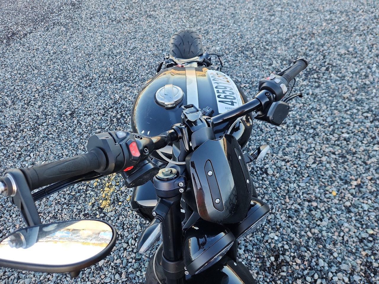 2025 Triumph Rocket 3 Storm R