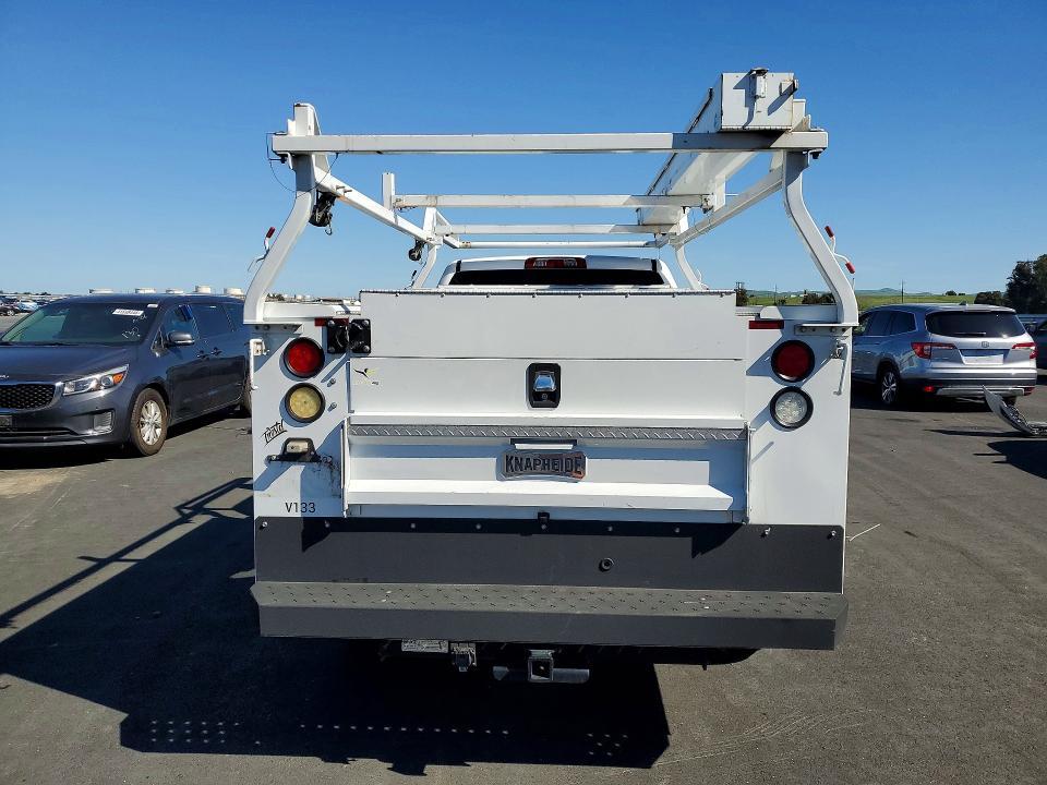 2017 GMC Sierra Utility / Service Truck