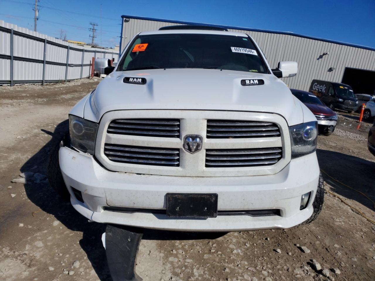 2014 Dodge RAM 1500 Sport