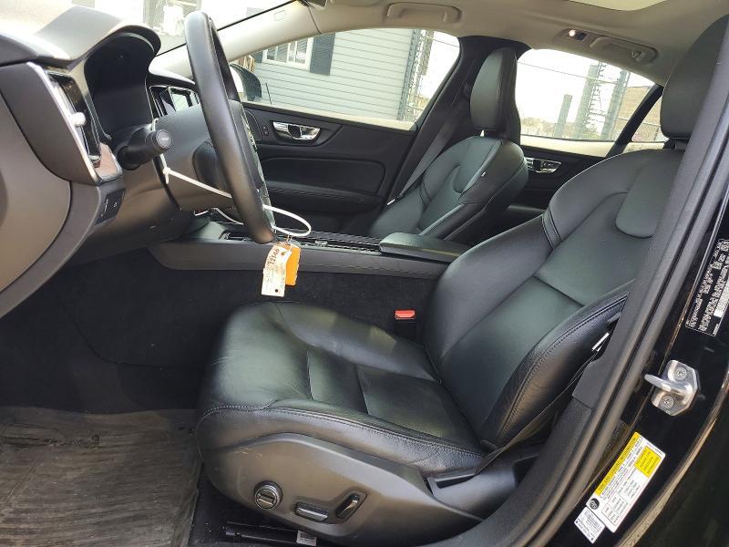 2021 Volvo S60 T5 Momentum