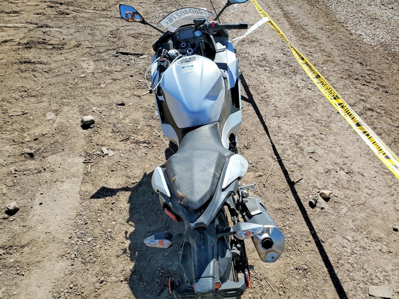 2025 Kawasaki EX500 H