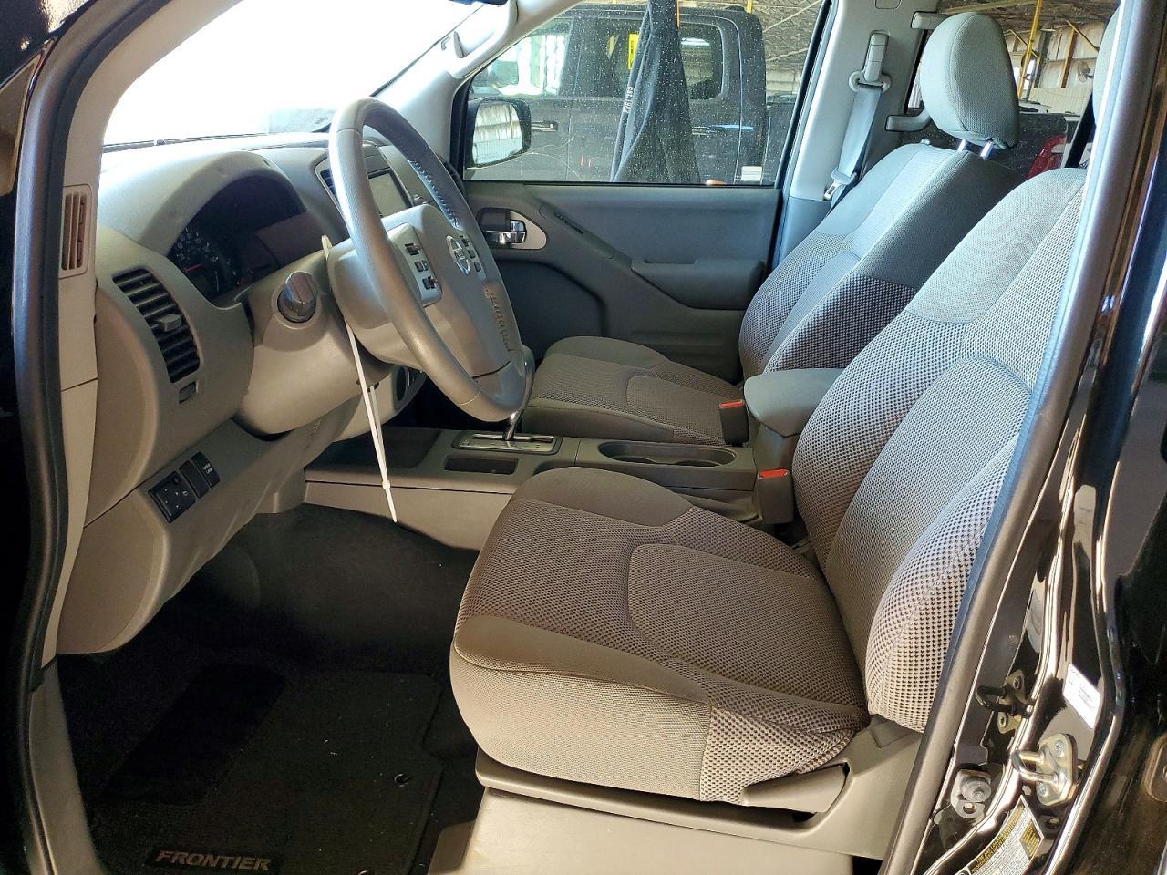 2019 Nissan Frontier SV