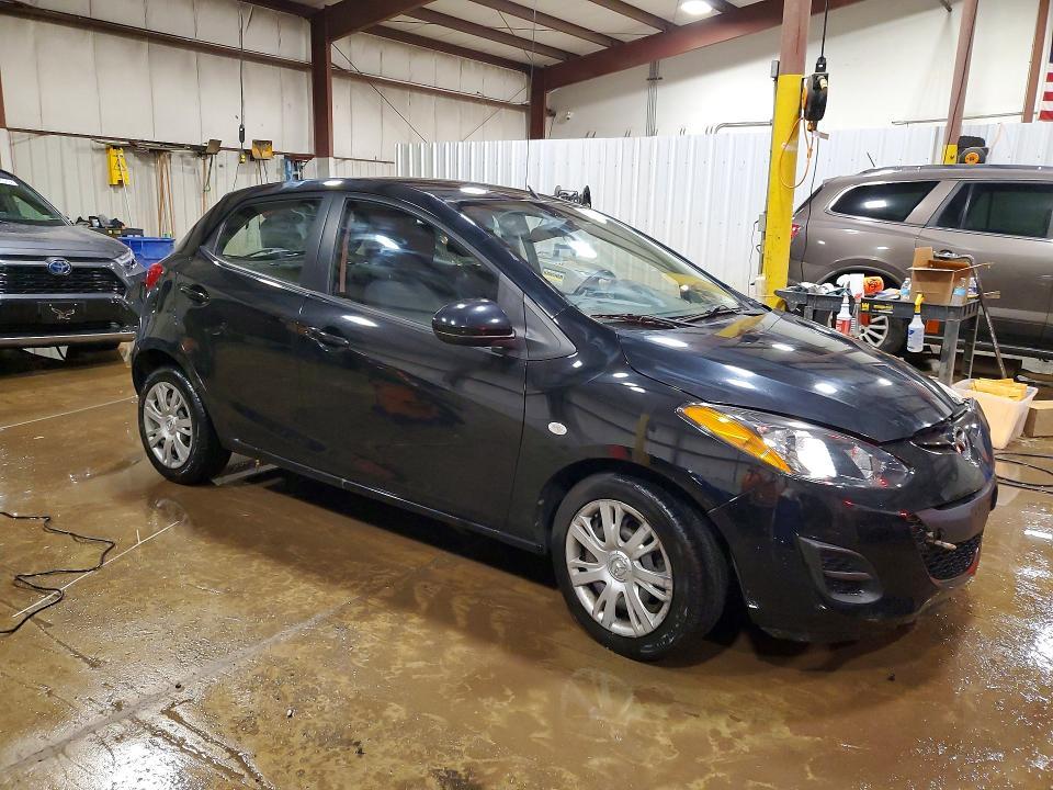 2014 Mazda 2 Sport