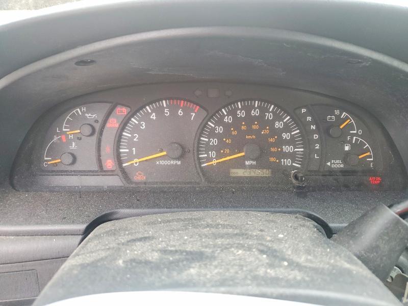 2004 Toyota Tundra SR5
