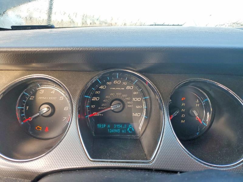 2010 Ford Taurus sel