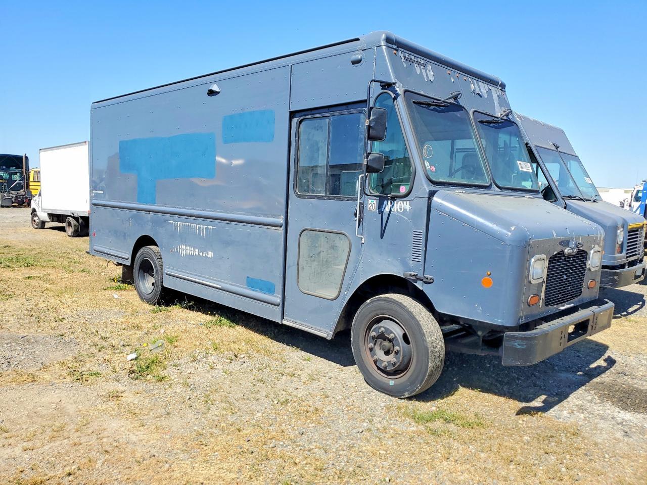 2020 Freightliner MT45G Chassis Delivery Truck