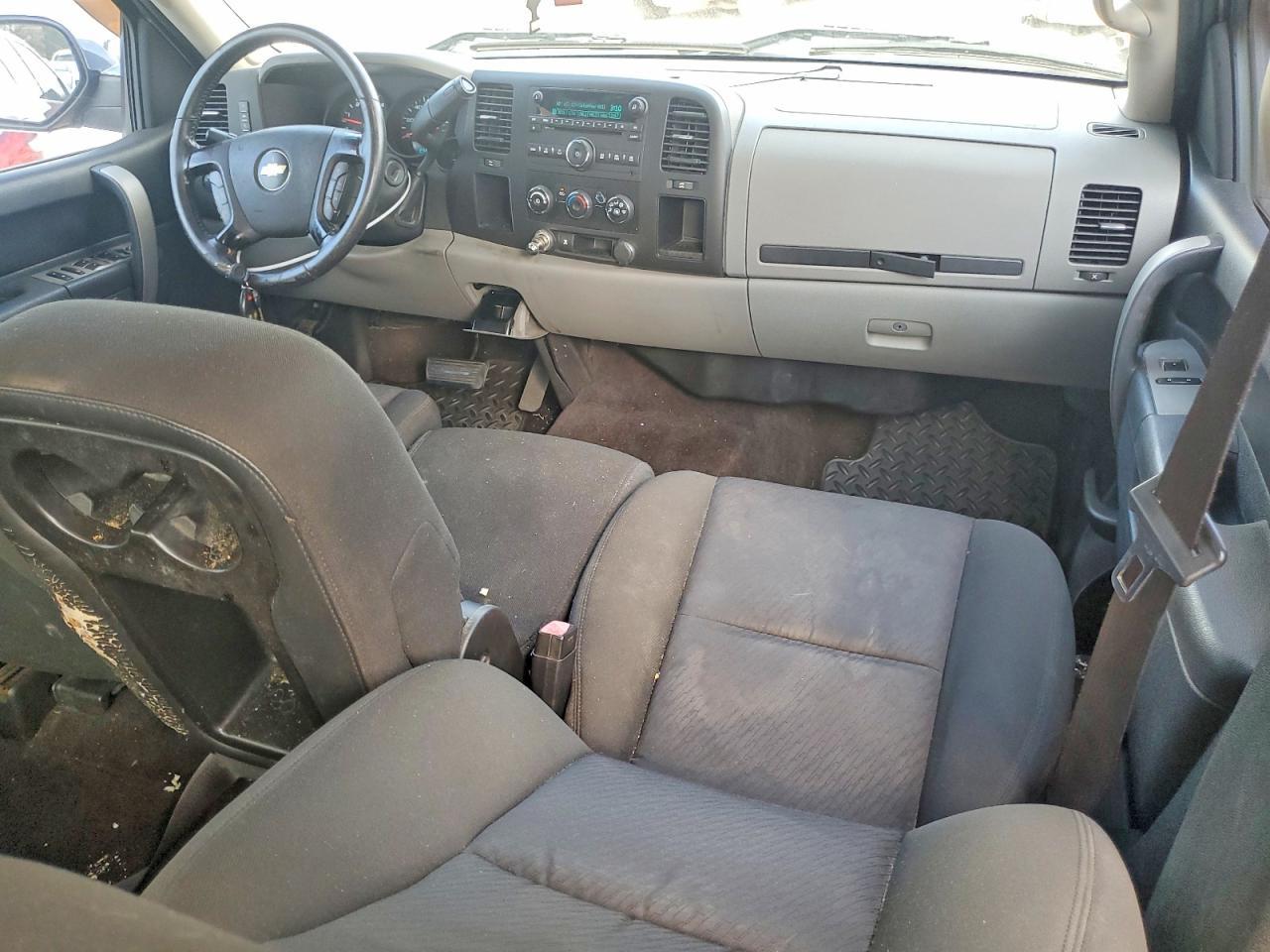 2011 Chevrolet Silverado C1500 LS