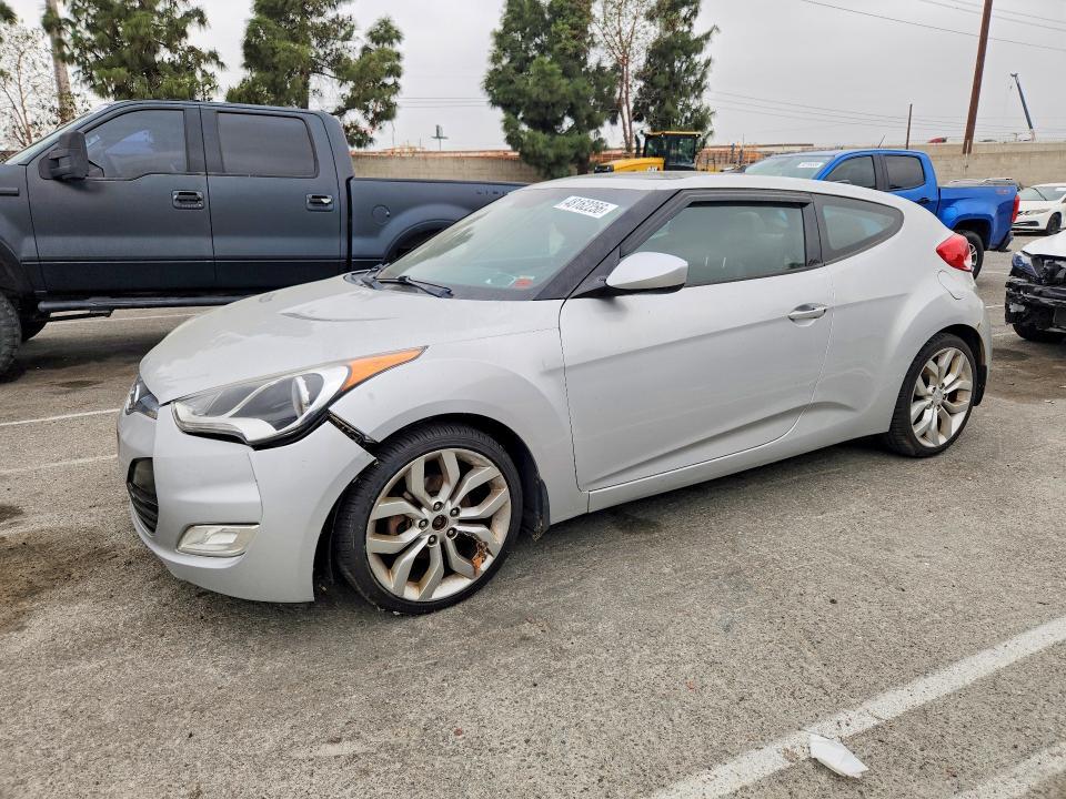 2015 Hyundai Veloster Base