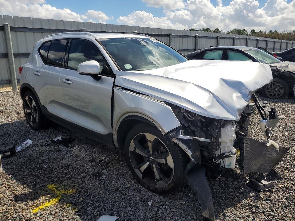 2019 Volvo Xc40 T5 Momentum