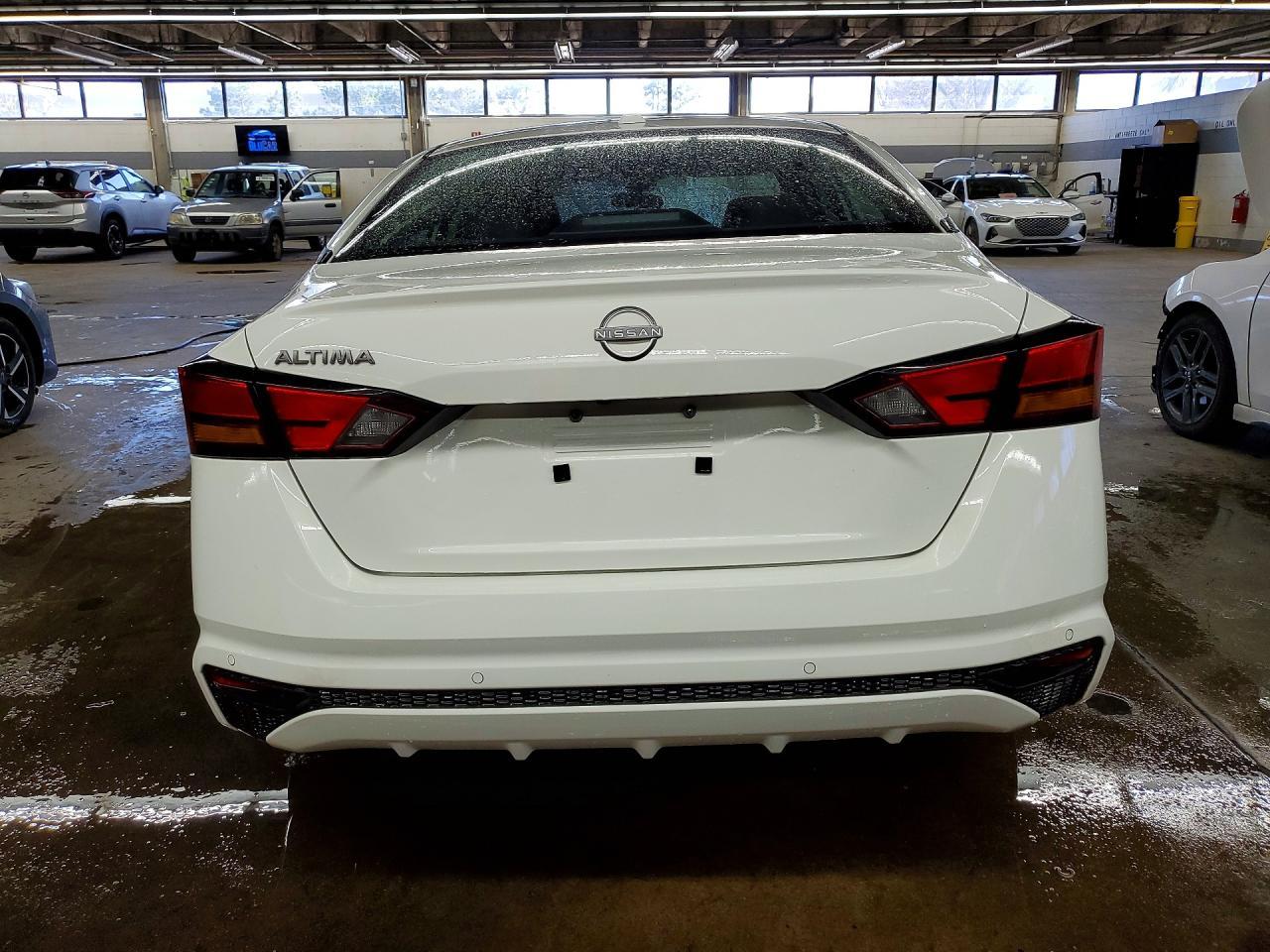 2025 Nissan Altima 2.5 sv