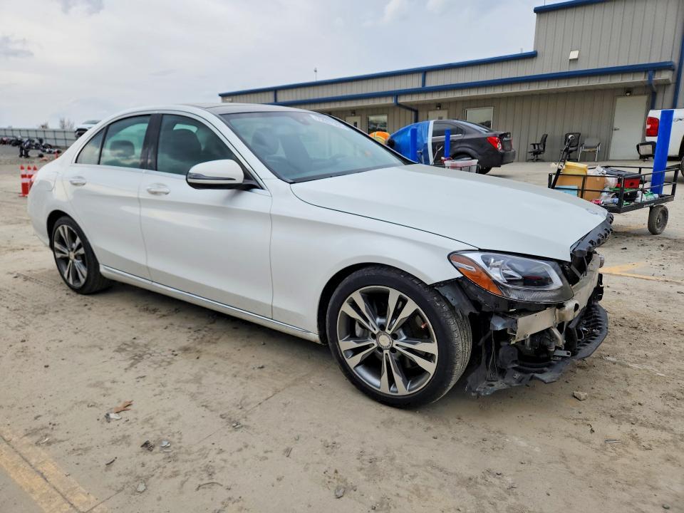 2016 Mercedes-Benz C300