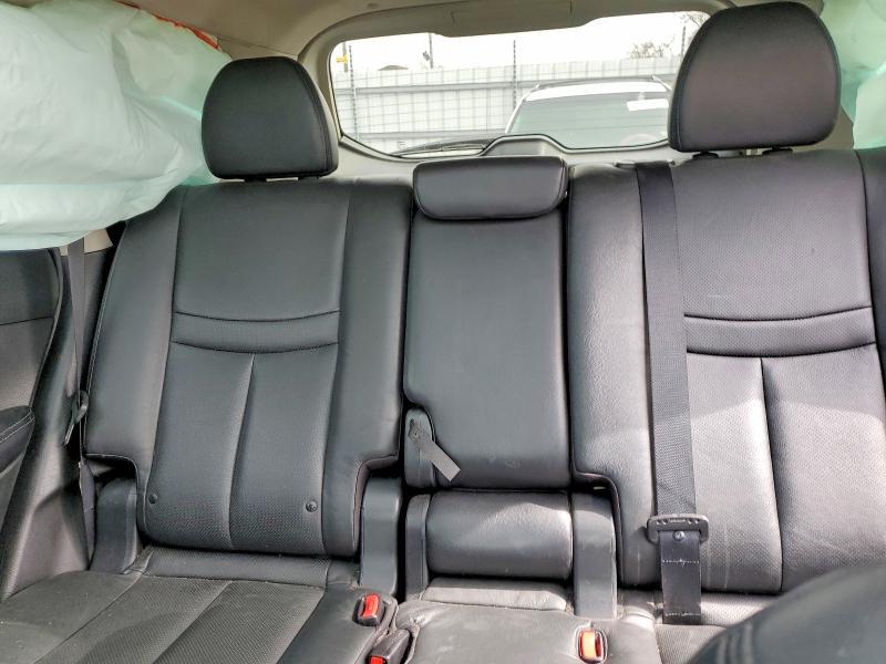 2014 Nissan Rogue sl