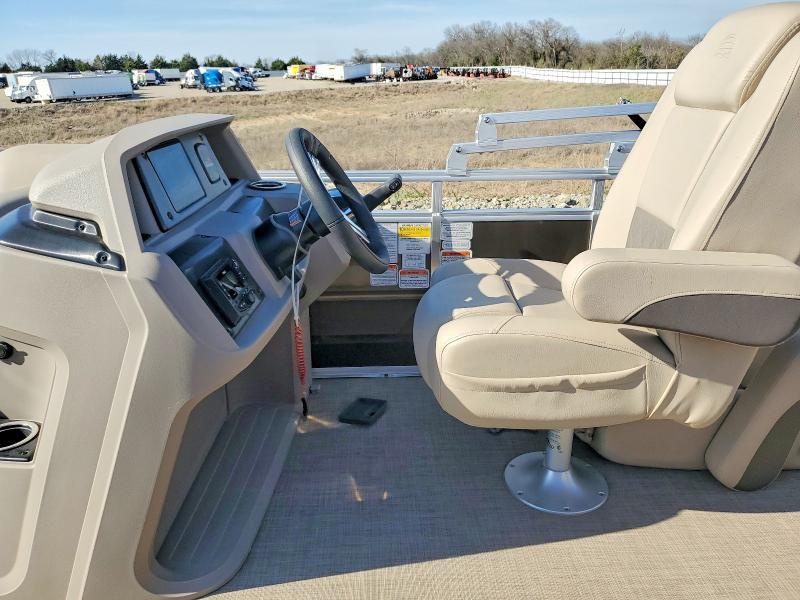 2024 Sun Tracker Boat-Boats Pontoon Boat