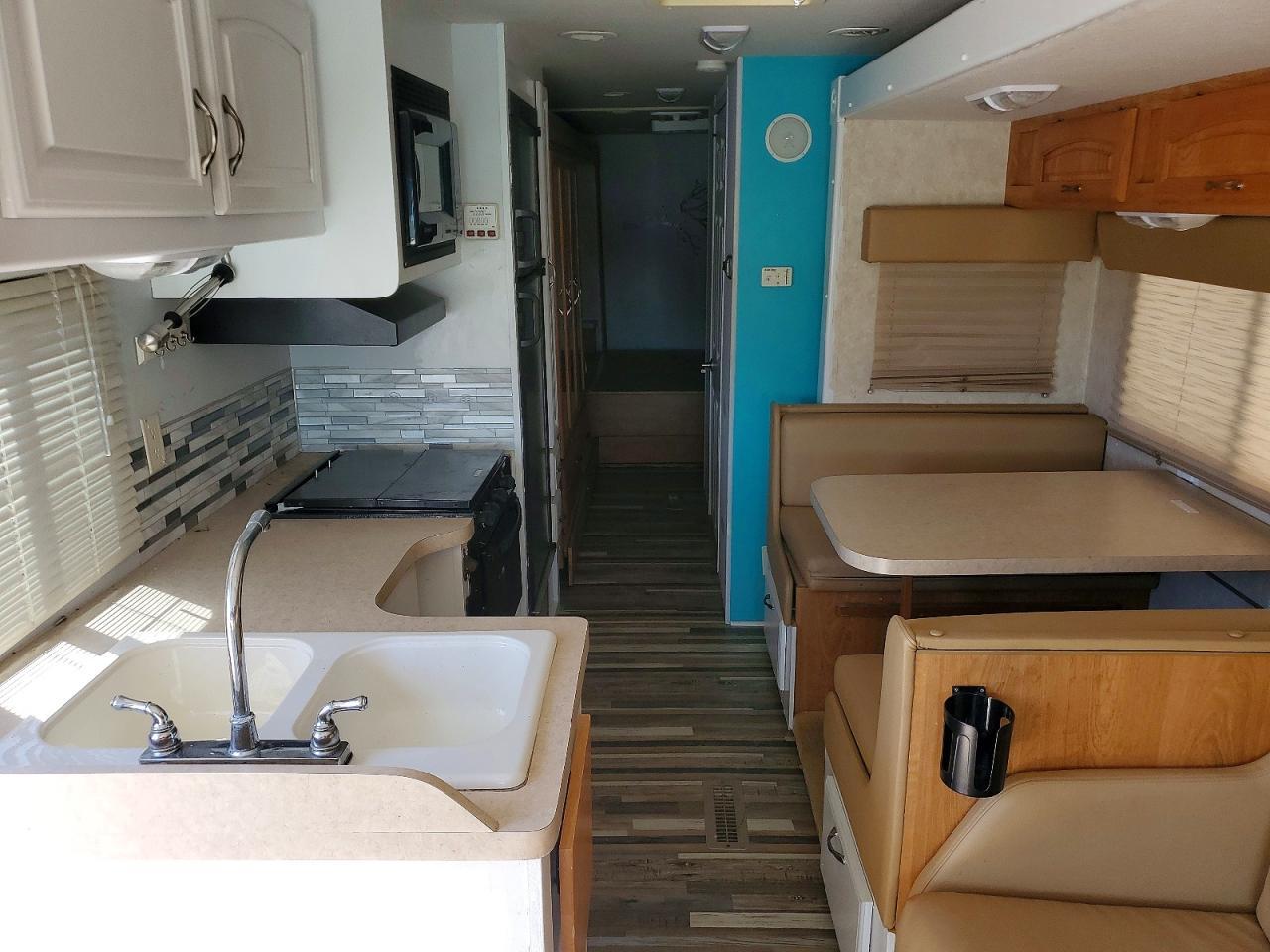 2006 Georgetown 2006 George BOY Pursuit Recreational Vehicle