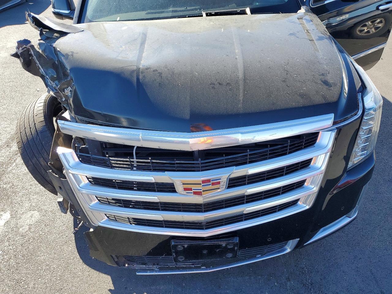 2015 Cadillac Escalade Luxury