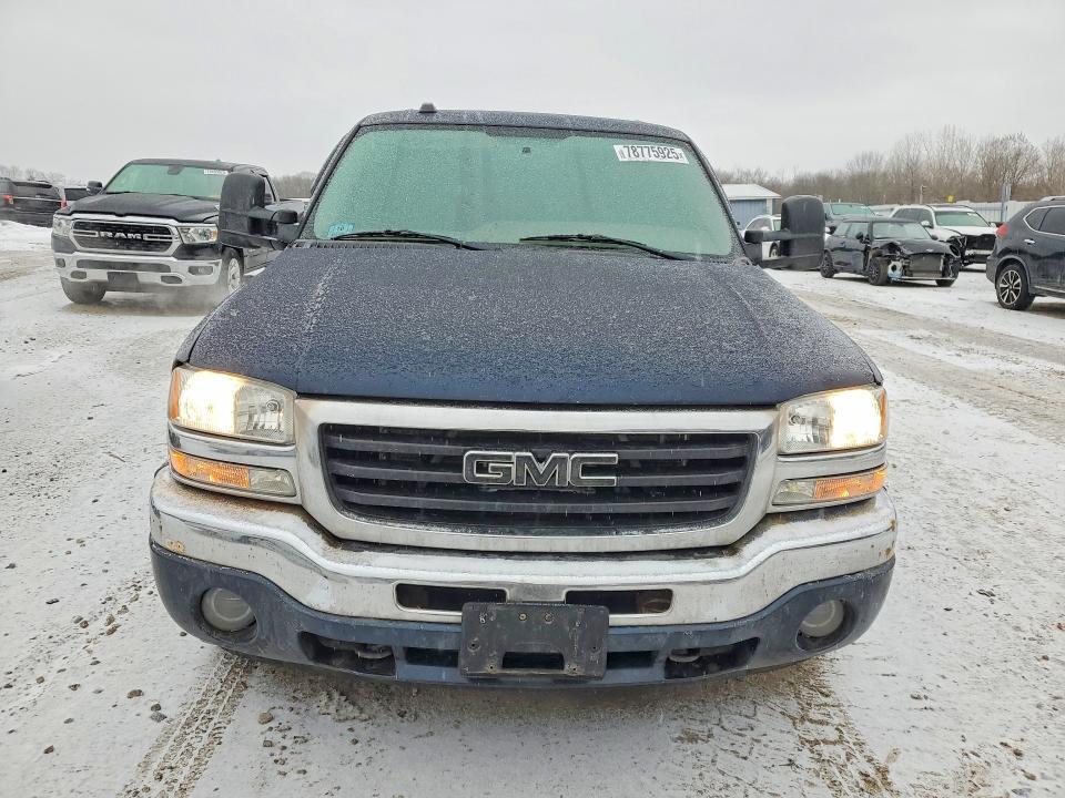 2005 GMC New Sierra C1500
