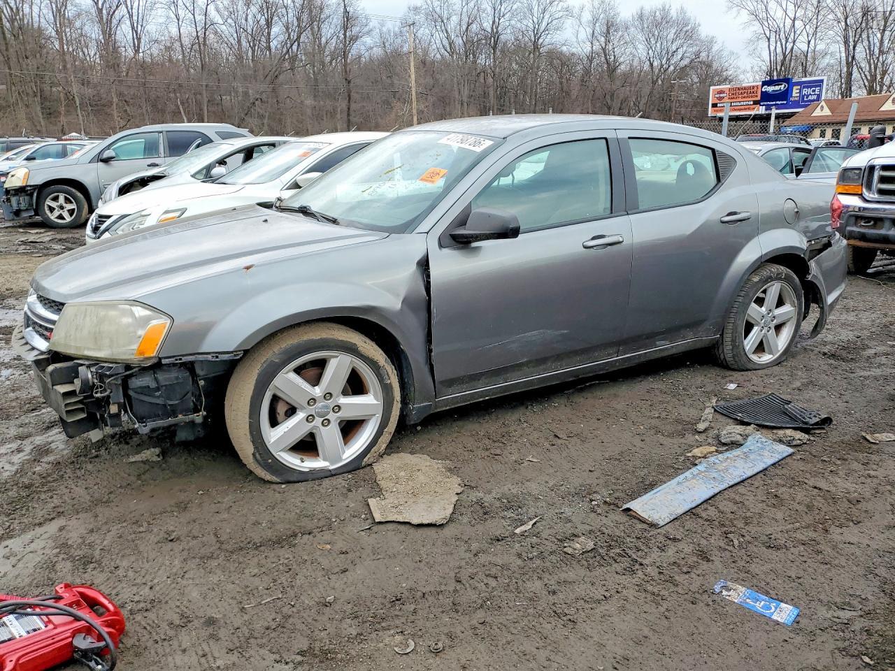 2013 Dodge Avenger se