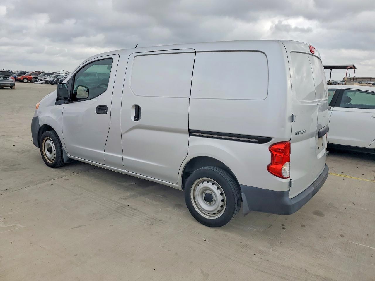 2015 Nissan NV200 S