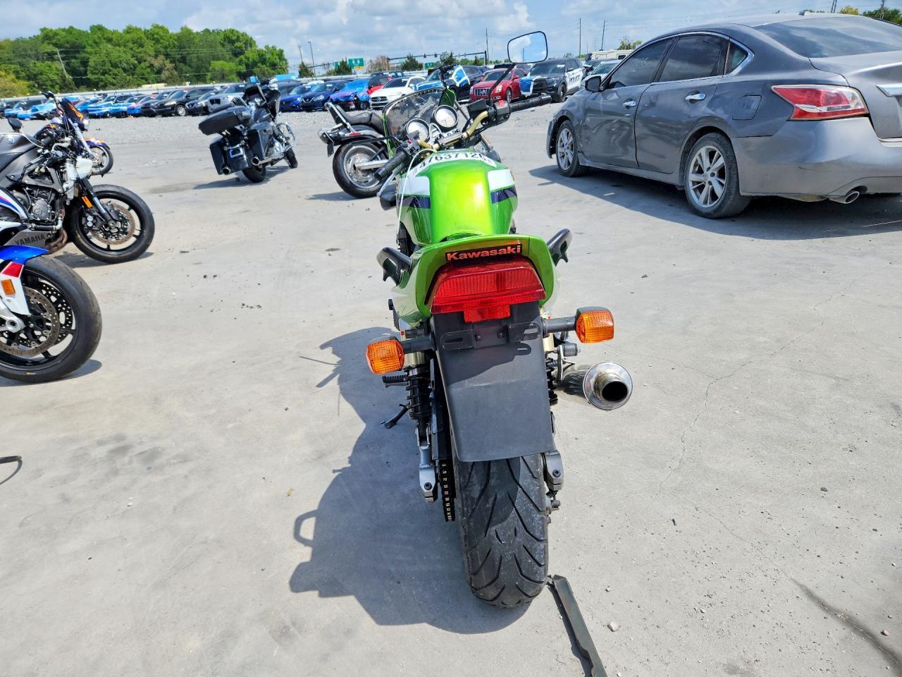 2005 Kawasaki ZR1200 A