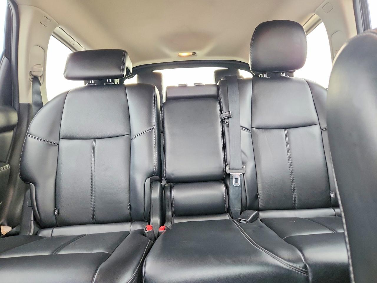 2014 Nissan Pathfinder sl