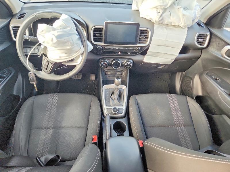 2022 Hyundai Venue sel