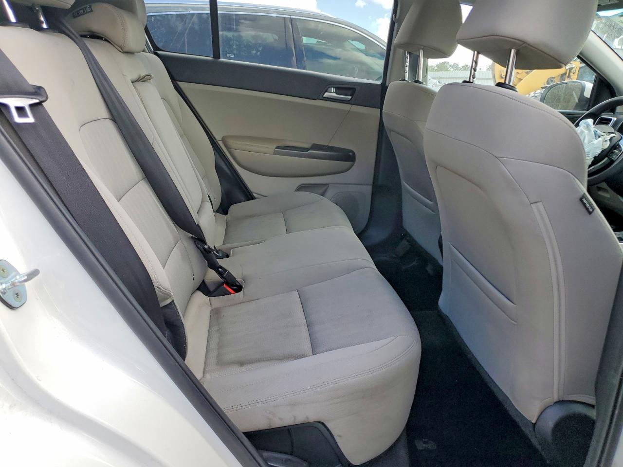 2021 KIA Sportage lx