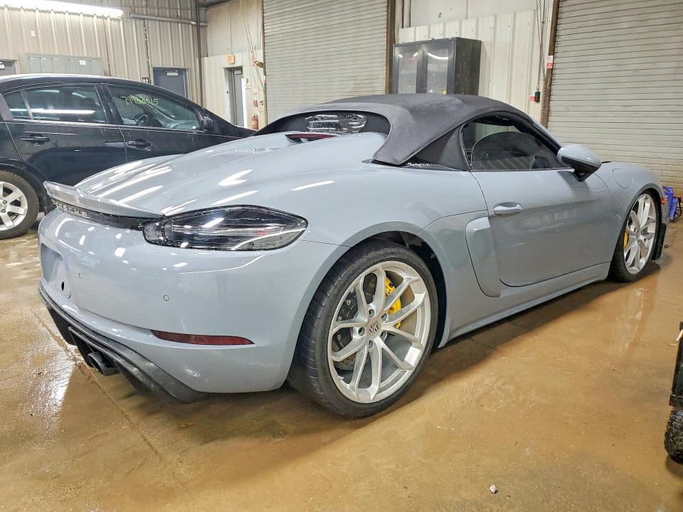 2023 Porsche Boxster Spyder