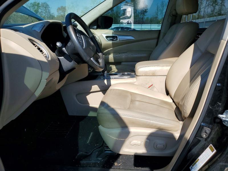 2017 Nissan Pathfinder sl